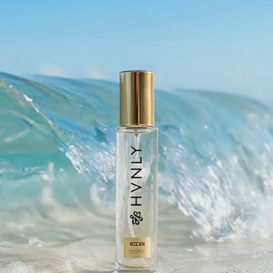 Ocean perfume sensorial shot video